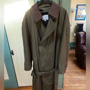 EUC - London Fog  Trench Coat - Men's 44R - Double Breasted, Zip Out Lining